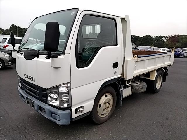 2017 Isuzu Elf