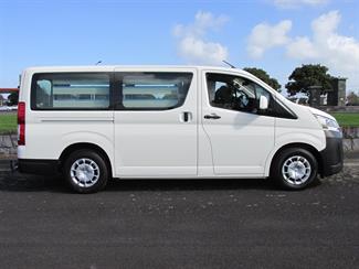 2019 Toyota Hiace - Thumbnail