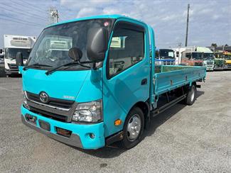 2017 Toyota Dyna - Thumbnail