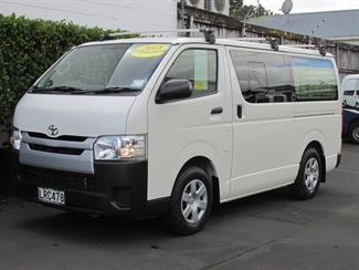 2018 Toyota Hiace - Thumbnail