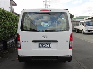 2018 Toyota Hiace - Thumbnail