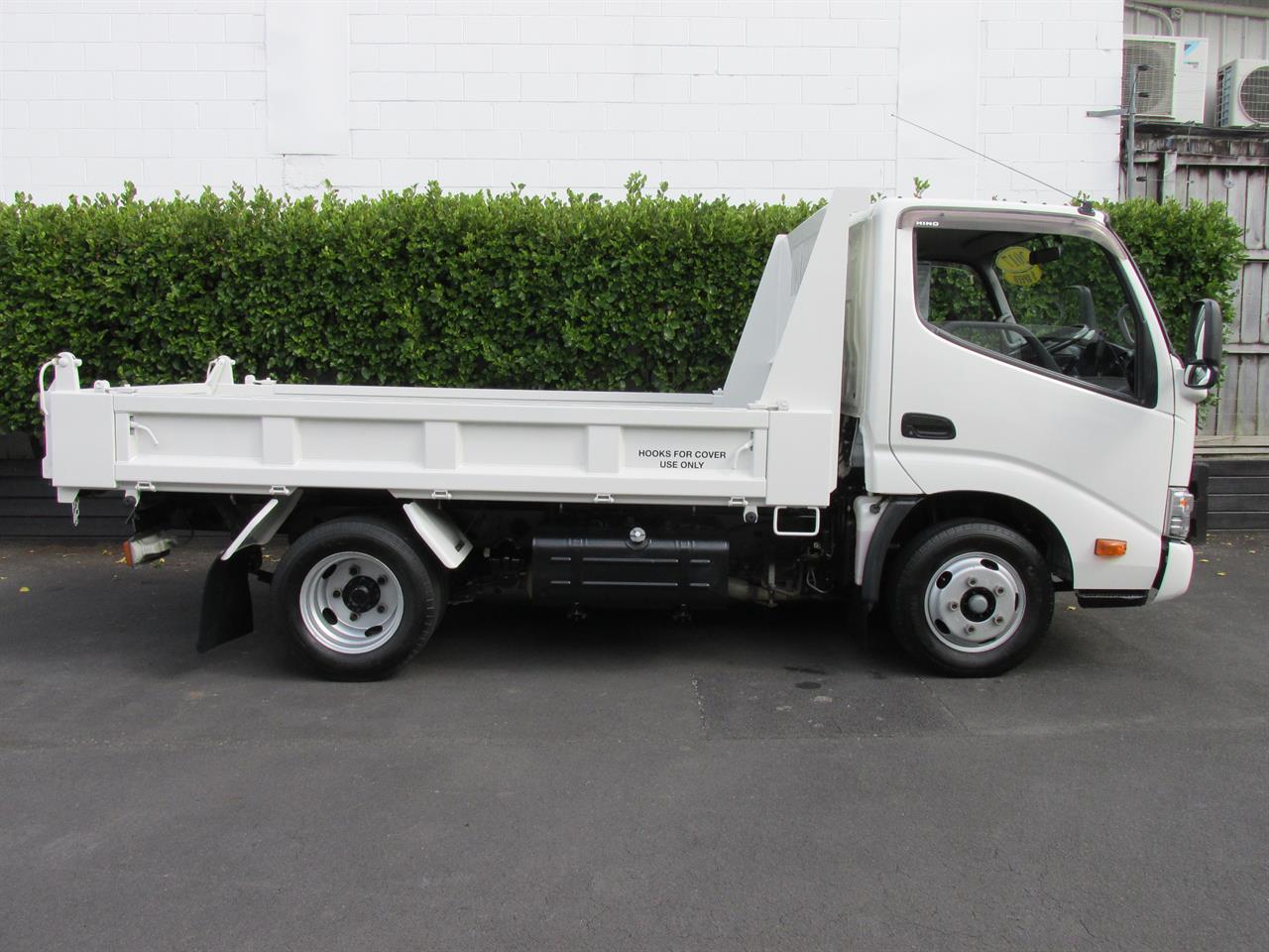 2018 Hino Dutro