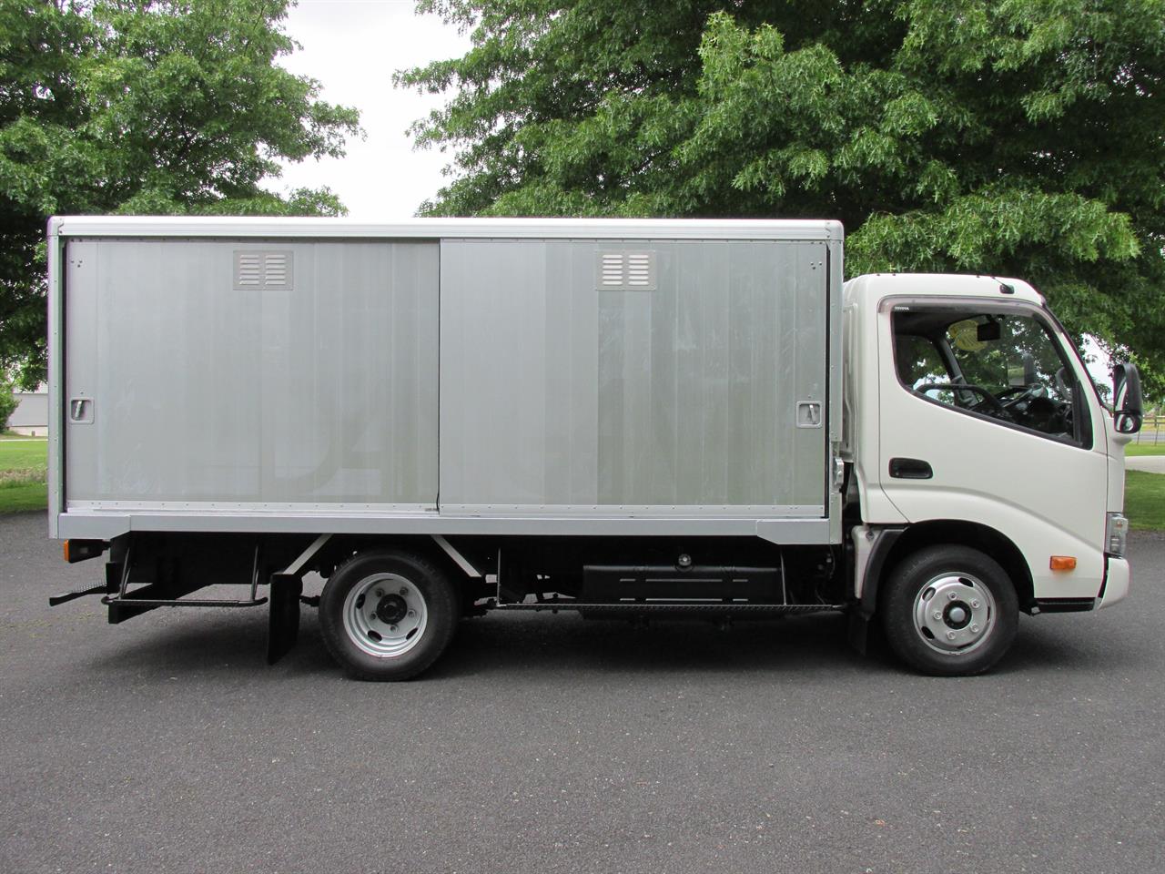 2018 Toyota Dyna